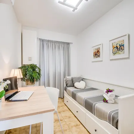 For 4, With Sea Views Apartment